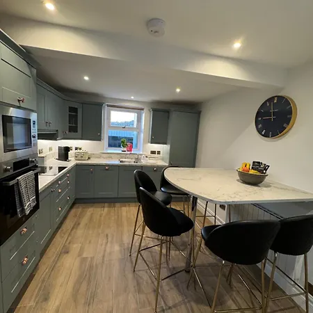 Krugers Πανσιόν 4*